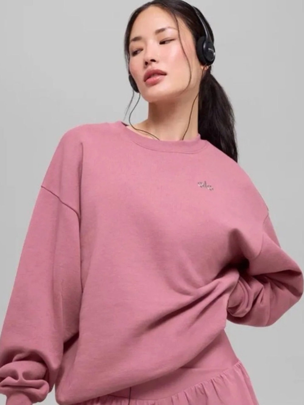 Accolade Crew Neck Pullover in Pink Wild Rose L